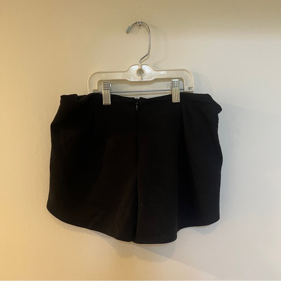 🖤Black skort! Small :) - Picture 5 of 6
